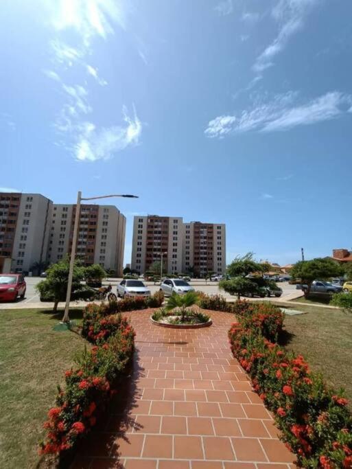 Apartamento Vacacional - Isla Margarita - Tf Apartman Porlamar Kültér fotó