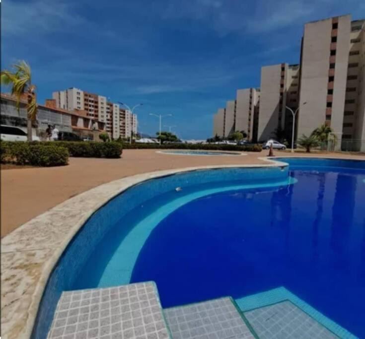 Apartamento Vacacional - Isla Margarita - Tf Apartman Porlamar Kültér fotó